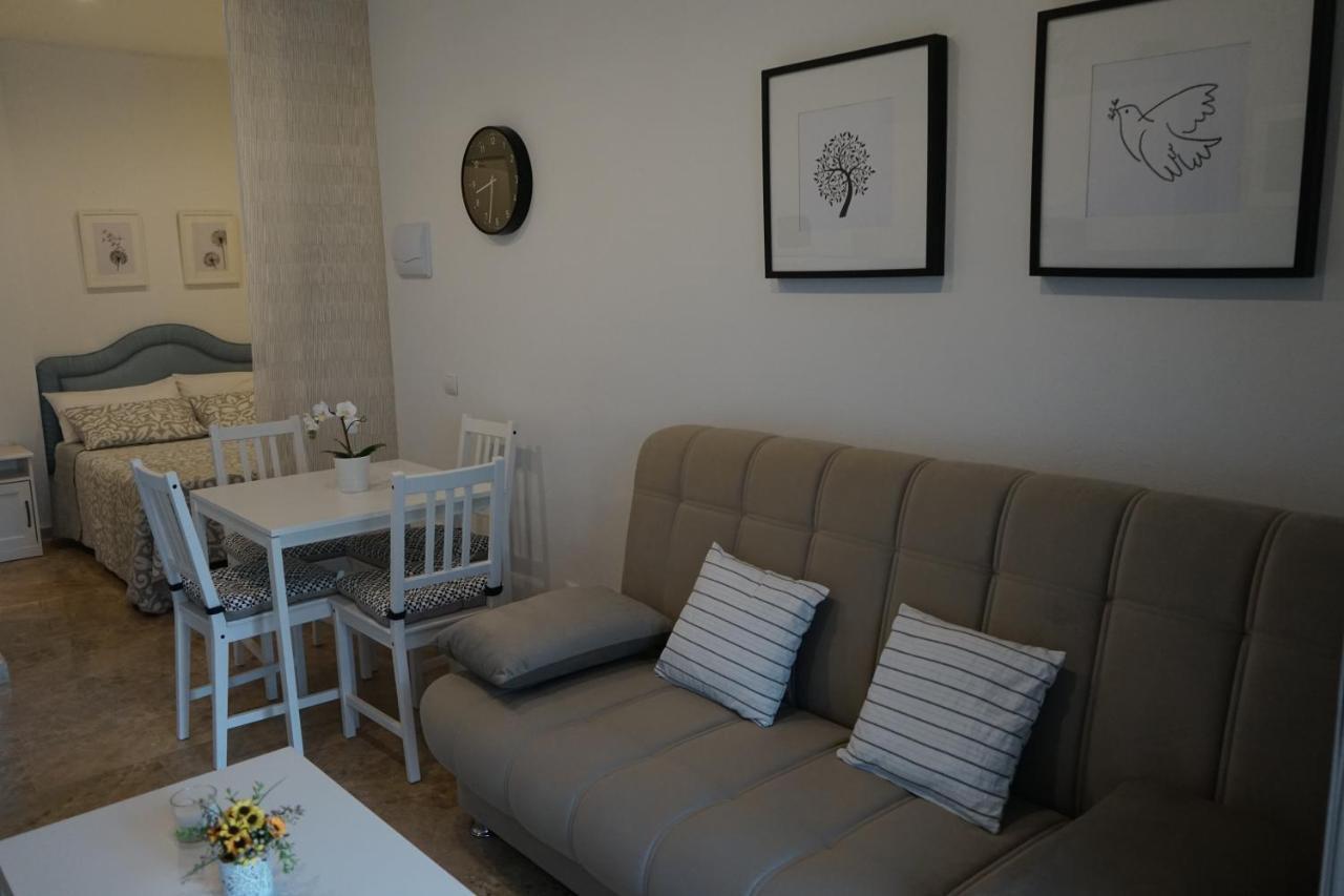מארבלה Apartamento Estudio Los Naranjos De Nueva Alcantara מראה חיצוני תמונה